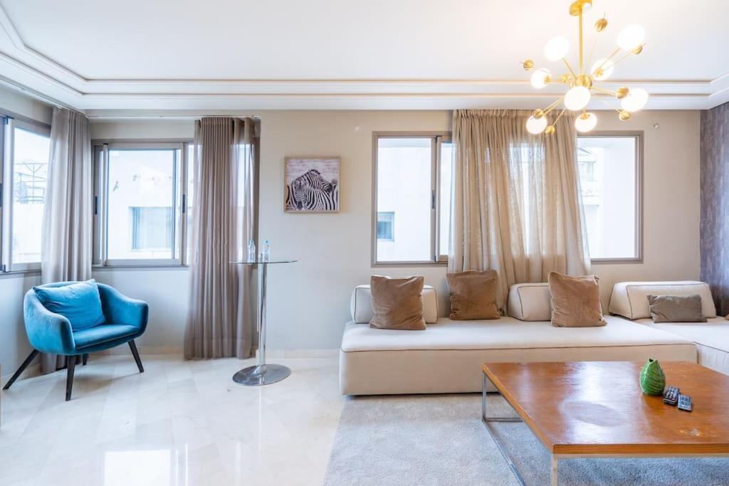 #56 Maarif Racine Urban Massira Near Twin Center Appartement Casablanca Buitenkant foto