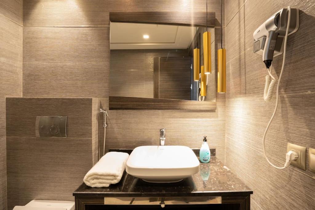 #56 Maarif Racine Urban Massira Near Twin Center Appartement Casablanca Buitenkant foto